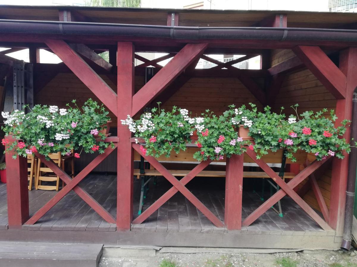Apartament Roza Brasov Exterior photo